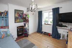 Bedroom- click for photo gallery